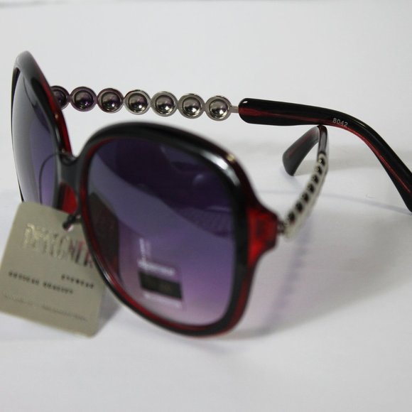 Designer Eyewear Optical Quality - Picture 4 of 4